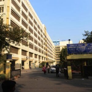 নির্বাচন কমিশনের বিরাট অ্যাকশন! সল্টলেকে হাজিরা দিচ্ছে সোনা পাপ্পু, কর্তব্যে গাফিলতিতে সাসপেন্ড কসবার ওসি!