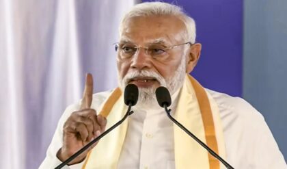 “বছরে ৩৬০০০ টাকা থেকে লাখপতি দিদি”- বাংলার মা-বোনদের জন্য মোদীর ‘বড় ঘোষণা’