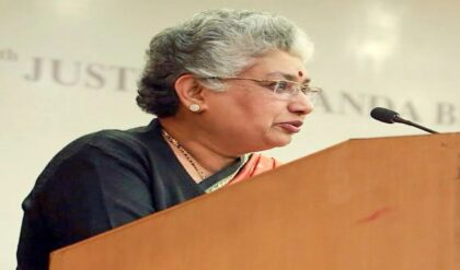 সংবিধান বাঁচাতে বড় দাওয়াই! মোদী-মমতা দ্বৈরথের মাঝেই ‘রাজেন্দ্র প্রসাদ স্মৃতি বক্তৃতা’য় তোলপাড় ফেললেন বিচারপতি!