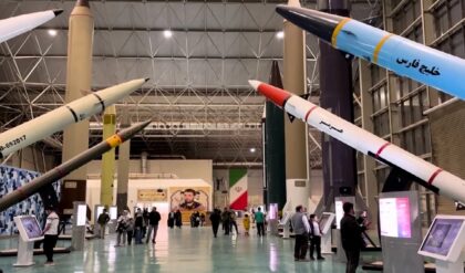 আমেরিকার হিসেবেই ভুল? যুদ্ধের ঝাপ্টাতেও কীভাবে নিজেদের অস্ত্রভাণ্ডার রক্ষা করল তেহরান? ড্রোন-ক্ষেপণাস্ত্র নিয়ে বড় রহস্য!