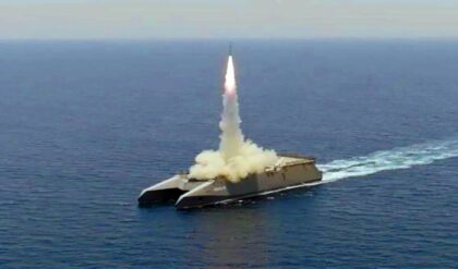 “এখন কেন গুলি চালাচ্ছেন?” ভাইরাল হলো ভারতীয় ট্যাঙ্কারের ক্যাপ্টেনের আর্তনাদ! হরমুজ প্রণালীতে হাড়হিম করা পরিস্থিতি!