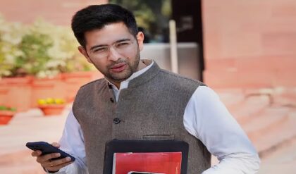 আম আদমি পার্টিতে মহাপ্রলয়! ইস্তফা না কি বিজেপি যোগ? ভিডিও বার্তায় ‘বিস্ফোরক’ ইঙ্গিত দিলেন রাঘব চাড্ডা!