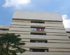 আইনরক্ষকের ঘরেই ‘লঙ্কার রাজা’? শান্তনু সিংহ বিশ্বাসের ছেলেদের সঙ্গে প্রোমোটারের কী লেনদেন?