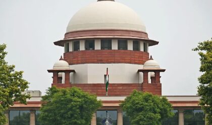 আদালতে ঢুকতে দেওয়া হবে না! নেতাজিকে নিয়ে জনস্বার্থ মামলা করায় সুপ্রিম কোর্টে চরম ধমক খেলেন ব্যক্তি