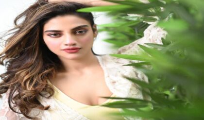 রেশন দুর্নীতির জালে নুসরত জাহান! বসিরহাট কানেকশনে বিপাকে অভিনেত্রী? দিল্লির দরবারে দরবার প্রাক্তন সাংসদের!