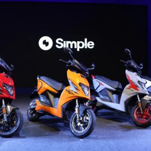 পেট্রোল পাম্পের দিন শেষ? ই-স্কুটার একবার চার্জে  যাবে ৪০০ কিমি! জেনেনিন দাম?