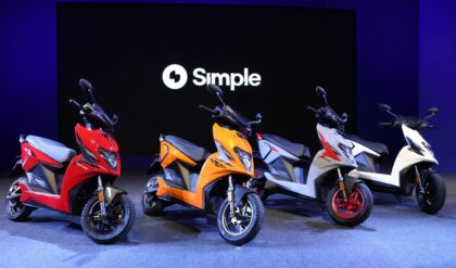 পেট্রোল পাম্পের দিন শেষ? ই-স্কুটার একবার চার্জে  যাবে ৪০০ কিমি! জেনেনিন দাম?