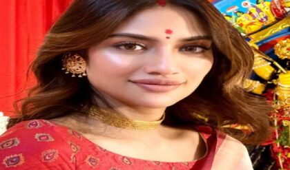 আবারও ইডি-র খাঁচায় নুসরত জাহান! গম পাচারকাণ্ডে নাম জড়াল প্রাক্তন সাংসদের, বুধবারই হাজিরার নির্দেশ