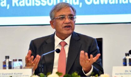 ‘বুথ দখল করলে রেহাই নেই’, -ভোটের আগে বাংলায় পা রেখেই মেজাজে জ্ঞানেশ কুমার!