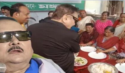 বিজেপিকে রুখতে পান্তা ভাতই অস্ত্র? নিজের হাতে মাখলেন, খাওয়ালেন কর্মীদেরও— ফের মেজাজে মদন মিত্র!