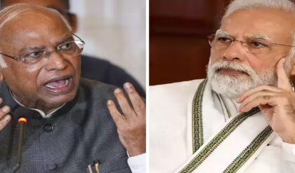 ভোটের আগে যুদ্ধংদেহি মেজাজ! মোদিকে ‘সন্ত্রাসবাদী’ তকমা খাড়গের, তুঙ্গে রাজনৈতিক চাপানউতোর!