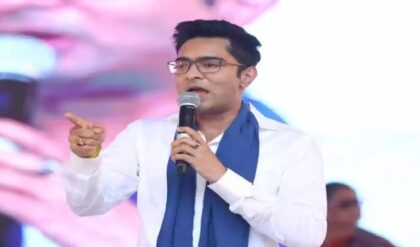 তৃণমূলের ‘পচা আলু’ দিয়ে জগাখিচুড়ি বানাচ্ছে বিজেপি! জগৎবল্লভপুর থেকে তোপ অভিষেকের