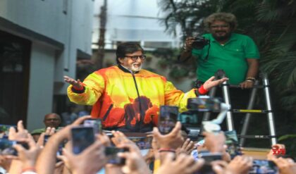 রবিবাসরীয় বিকেলে চোখে জল অমিতাভের! ‘লেজি সানডে’ নিয়ে বিরক্তি প্রকাশ করলেন ৮৩-র ‘তরুণ’ বচ্চন