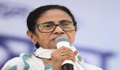 লক্ষ্মীর ভাণ্ডার কোনো ‘ভাতা’ নয়! মাধ্যমিক পাসের পর স্কলারশিপ নিয়ে নতুন গাইডলাইন দিলেন তৃণমূল নেত্রী