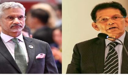 দিল্লি থেকে মরিশাস: দীর্ঘ বিমান যাত্রায় মোদীর মন্ত্রীর সঙ্গে কী গোপন আলাপ বাংলাদেশের পররাষ্ট্রমন্ত্রীর?