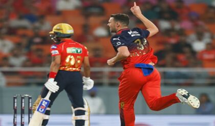 নাইট শিবিরে মেঘের ছায়া! পাঞ্জাব বনাম কেকেআর ম্যাচে প্রকৃতির হানা, শুরুতেই বড় ধাক্কা খেলেন শ্রেয়সরা! নাইট শিবিরে মেঘের ছায়া! পাঞ্জাব বনাম কেকেআর ম্যাচে প্রকৃতির হানা, শুরুতেই বড় ধাক্কা খেলেন শ্রেয়সরা!