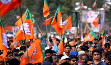 “মাত্র ২ লাখ ভোটের ‘সুইং’ হলেই, নবান্ন দখল করবে বিজেপি!”-বাংলায় কি এবার উল্টে যাবে তখত? “মাত্র ২ লাখ ভোটের ‘সুইং’ হলেই, নবান্ন দখল করবে বিজেপি!”-বাংলায় কি এবার উল্টে যাবে তখত?