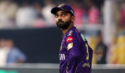 “রাহানের ‘অযৌক্তিক’ সিদ্ধান্ত!”-ইডেনে বৃষ্টির রাতেও কেন ব্যাটিং নিলেন ক্যাপ্টেন?