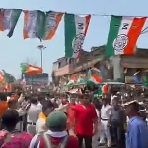 “BJP কর্মীর চোখে আঘাত,TMC-র বিক্ষোভ!”-খোদ স্বরাষ্ট্রমন্ত্রীর উপস্থিতিতেই ধুন্ধুমার ভবানীপুর