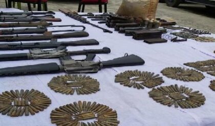 স্ট্র্যান্ড রোডের সুলভ শৌচালয়ে কী করছিল এই ব্যক্তি? তল্লাশি চালাতেই পিস্তল-কার্তুজ দেখে চোখ কপালে পুলিশের! স্ট্র্যান্ড রোডের সুলভ শৌচালয়ে কী করছিল এই ব্যক্তি? তল্লাশি চালাতেই পিস্তল-কার্তুজ দেখে চোখ কপালে পুলিশের!