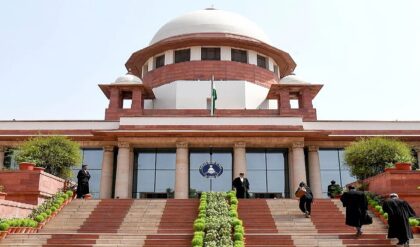 বিচারকদের ওপর হামলা বরদাস্ত নয়! মোথাবাড়িকাণ্ডে রাজ্যকে কড়া দাওয়াই সুপ্রিম কোর্টের, আসরে নামছে NIA বিচারকদের ওপর হামলা বরদাস্ত নয়! মোথাবাড়িকাণ্ডে রাজ্যকে কড়া দাওয়াই সুপ্রিম কোর্টের, আসরে নামছে NIA