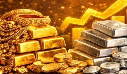 সোনার বাজারে বড় পতন! চৈত্র সেল শুরুর আগেই কি সস্তা হল হলুদ ধাতু? দেখে নিন আজকের রেট চার্ট সোনার বাজারে বড় পতন! চৈত্র সেল শুরুর আগেই কি সস্তা হল হলুদ ধাতু? দেখে নিন আজকের রেট চার্ট