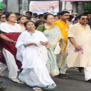 বিটি রোডে জনজোয়ার! পানিহাটিতে সিন্ডিকেট নিয়ে কড়া বার্তা মমতার, নির্মল ঘোষের না দাঁড়ানো নিয়ে বড় খোলসা