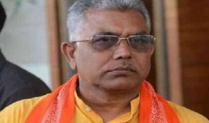 সন্দেশখালি থেকে আরজি কর— একের পর এক খোঁচা, পরিবর্তনের ডেটলাইন দিয়ে দিলেন দিলীপ ঘোষ! সন্দেশখালি থেকে আরজি কর— একের পর এক খোঁচা, পরিবর্তনের ডেটলাইন দিয়ে দিলেন দিলীপ ঘোষ!