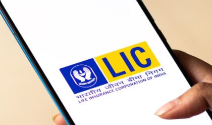 LIC শেয়ার থাকলেই কেল্লাফতে! ১টি শেয়ারে ক’টি বোনাস? আগামীকাল বড় ঘোষণার অপেক্ষায় দালালাল স্ট্রিট