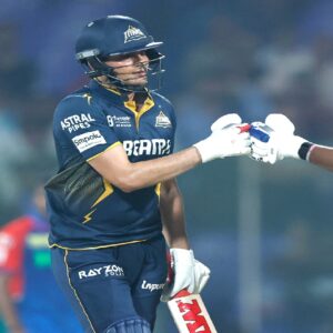 ব্যাট হাতে সমালোচকদের মুখ বন্ধ করলেন শুভমন! বাটলারকে সঙ্গে নিয়ে লখনউ বধ গিলের, টানা দুই ম্যাচে হাফ-সেঞ্চুরি