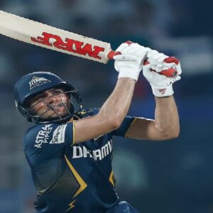 প্রসিদ্ধর ৪ উইকেট আর গিলের হাফ-সেঞ্চুরি! ঘরের মাঠে খেই হারাল লখনউ, লিগ টেবিলে বড় লাফ গুজরাতের