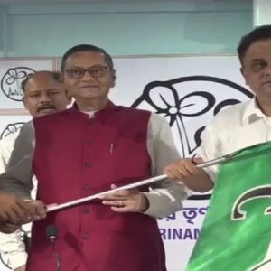 মোদির সফরের মাঝেই বঙ্গ বিজেপিতে বড় ধস! ভুল স্বীকার করে ঘাসফুলে নেতাজির নাতি চন্দ্র বসু!