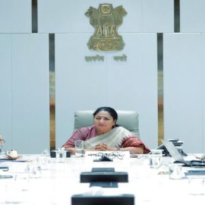 মেট্রোর ওপরেই দৌড়বে গাড়ি! মুখ্যমন্ত্রী রেখা গুপ্তার ঝটিকা সফরে বড় সিদ্ধান্ত, ২০২৬-এর মধ্যেই বদলে যাচ্ছে রাজধানীর মানচিত্র