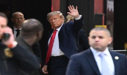 তেল নিয়ে তুলকালাম: ইরানকে জব্দ করতে চরম হুঁশিয়ারি ট্রাম্পের, মাঝসমুদ্রে আটকাবে জাহাজ!