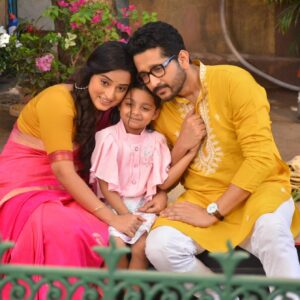 “হাফ চকোলেট’ থেকে ‘কমলা নিবাস”—দীর্ঘ বনবাস কাটিয়ে ছোট পর্দায় ফিরছেন পরমব্রত চট্টোপাধ্যায়!