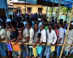 SIR-এ নাম বাদ গেলে কি ‘ডি-ভোটার’? অসমের আতঙ্ক এবার বাংলায়, জেনেনিন কেন? SIR-এ নাম বাদ গেলে কি ‘ডি-ভোটার’? অসমের আতঙ্ক এবার বাংলায়, জেনেনিন কেন?