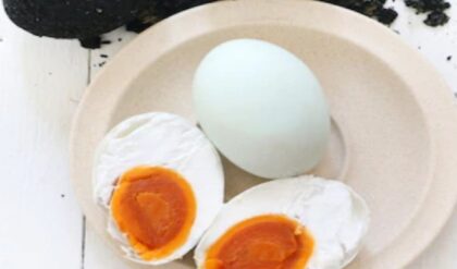 অ্যালবুমেন না ওভ্যালবুমিন? ডিমের সাদা অংশের বৈজ্ঞানিক নাম ও এর অবিশ্বাস্য গুণাগুণ জেনে নিন