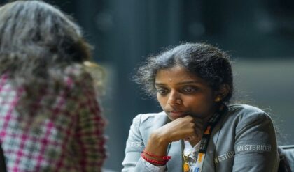 বিশ্বচ্যাম্পিয়ন হওয়ার স্বপ্নে ধাক্কা? শেষ দুই রাউন্ডে কি কামব্যাক করতে পারবেন ভারতের বৈশালী?