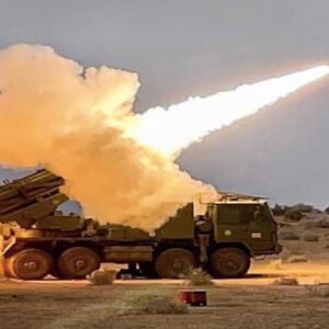 আকাশ থেকে অগ্নীবর্ষণ! ভারতীয় সেনার হাতে আসছে ‘ফায়ার অ্যান্ড ফরগেট’ মিসাইল ধ্রুবস্ত্র!