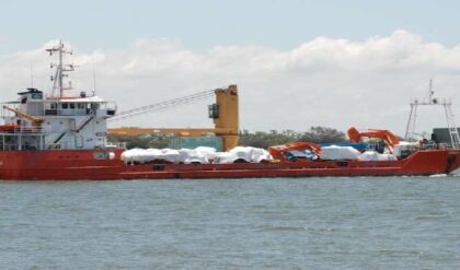 অবরোধের আগেই রণংদেহি তেহরান! হরমুজ প্রণালী দখলে রাখার দাবি আইআরজিসি-র