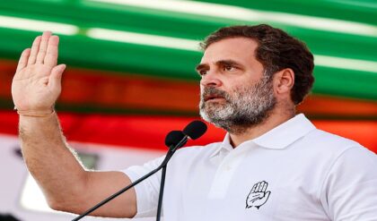 রায়গঞ্জে রাহুলের সভার আগে উত্তেজনা! তৃণমূলের বিরুদ্ধে হেলিপ্যাড ভাঙার অভিযোগ কংগ্রেসের