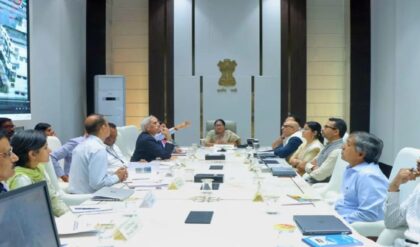 দিল্লিতে যাতায়াতের মহাবিপ্লব! ডিসেম্বরেই খুলছে দোতলা ফ্লাইওভার, মেট্রোর নয়া করিডোর নিয়ে বড় ঘোষণা রেখা গুপ্তার