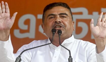 লক্ষ্মীর ভাণ্ডারকে টেক্কা? ক্ষমতায় এলে মা-বোনেদের ৩০০০ টাকা! বড় ধামাকা দিলেন শুভেন্দু!