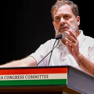 “বিজেপির জন্য রাস্তা তৈরি করছে তৃণমূলই!”-ভোট শুরুর ৯ দিন আগে রায়গঞ্জে রাহুলের হুঙ্কার