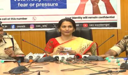 পুর কমিশনার বনাম আধিকারিকদের স্নায়ুযুদ্ধ! ভোটের চাপে কাজ থমকে যাওয়ার জল্পনায় জল ঢাললেন ডিইও পুর কমিশনার বনাম আধিকারিকদের স্নায়ুযুদ্ধ! ভোটের চাপে কাজ থমকে যাওয়ার জল্পনায় জল ঢাললেন ডিইও