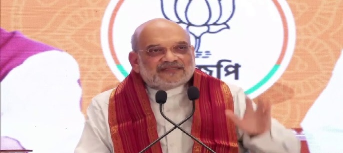 ৫ মে তারিখটা আসুক, সবাই জেলে যাবে! মালদায় মমতাকে চরম হুঁশিয়ারি দিলেন শাহ