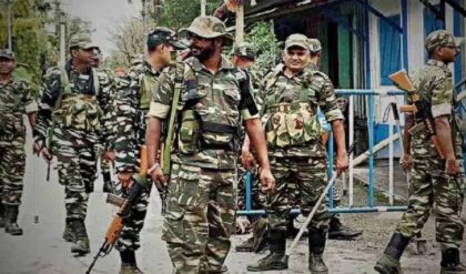 ভোটের পরও রাজ্যে মোতায়েন ৫০০ কোম্পানি কেন্দ্রীয় বাহিনী, নির্দেশ কমিশনের