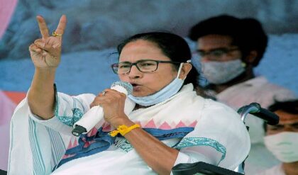 বিজেপি নেতাদের গাড়ি কেন ছাড়া হচ্ছে? তল্লাশি নিয়ে বিস্ফোরক মমতা, শোনালেন দমদমের সেই ‘গোপন’ কাহিনী!