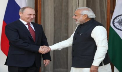 আকাশপথে ভারতের ‘ব্রহ্মাস্ত্র’! রাশিয়ার স্টেলথ টেকনোলজির সোর্স কোড এবার ভারতের হাতে? পুতিনের মাস্টারস্ট্রোক!