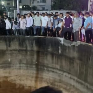 OMG! কুয়োয় পড়ল যাত্রীবোঝাই গাড়ি, নিভে গেল ৯টি তরতাজা প্রাণ, শোকে পরিবার OMG! কুয়োয় পড়ল যাত্রীবোঝাই গাড়ি, নিভে গেল ৯টি তরতাজা প্রাণ, শোকে পরিবার